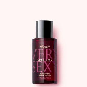 VS VERY SEXY Travel Fine Fragrance Mist •75 ml/2.5 fl oz.